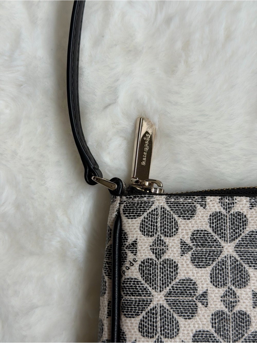 Kate Spade Black and White Floral Jacquard Shoulder Clutch - Picture 5 of 10